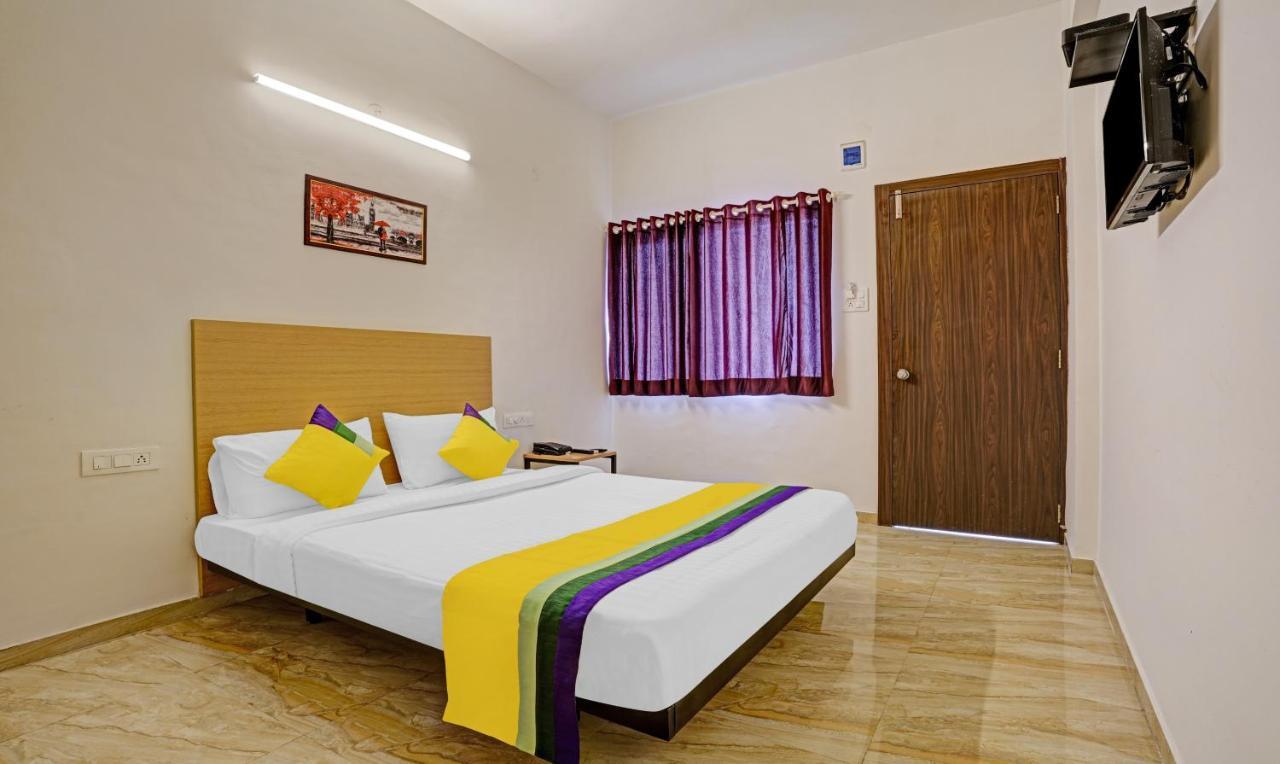 Itsy Hotels Flowers Park Nashik Eksteriør billede