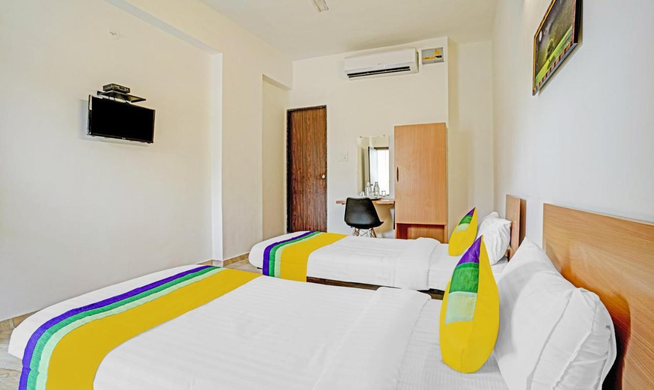 Itsy Hotels Flowers Park Nashik Eksteriør billede