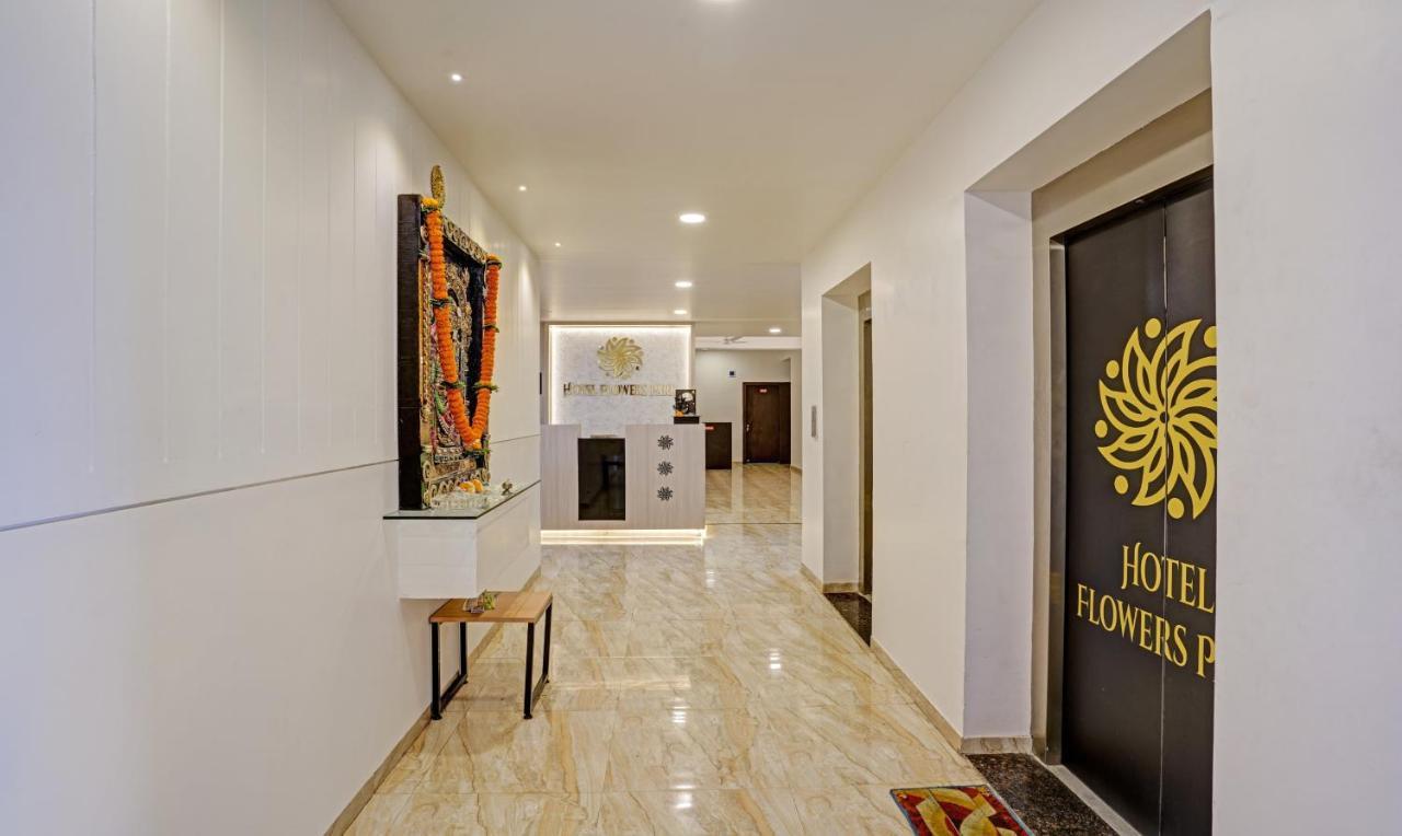 Itsy Hotels Flowers Park Nashik Eksteriør billede