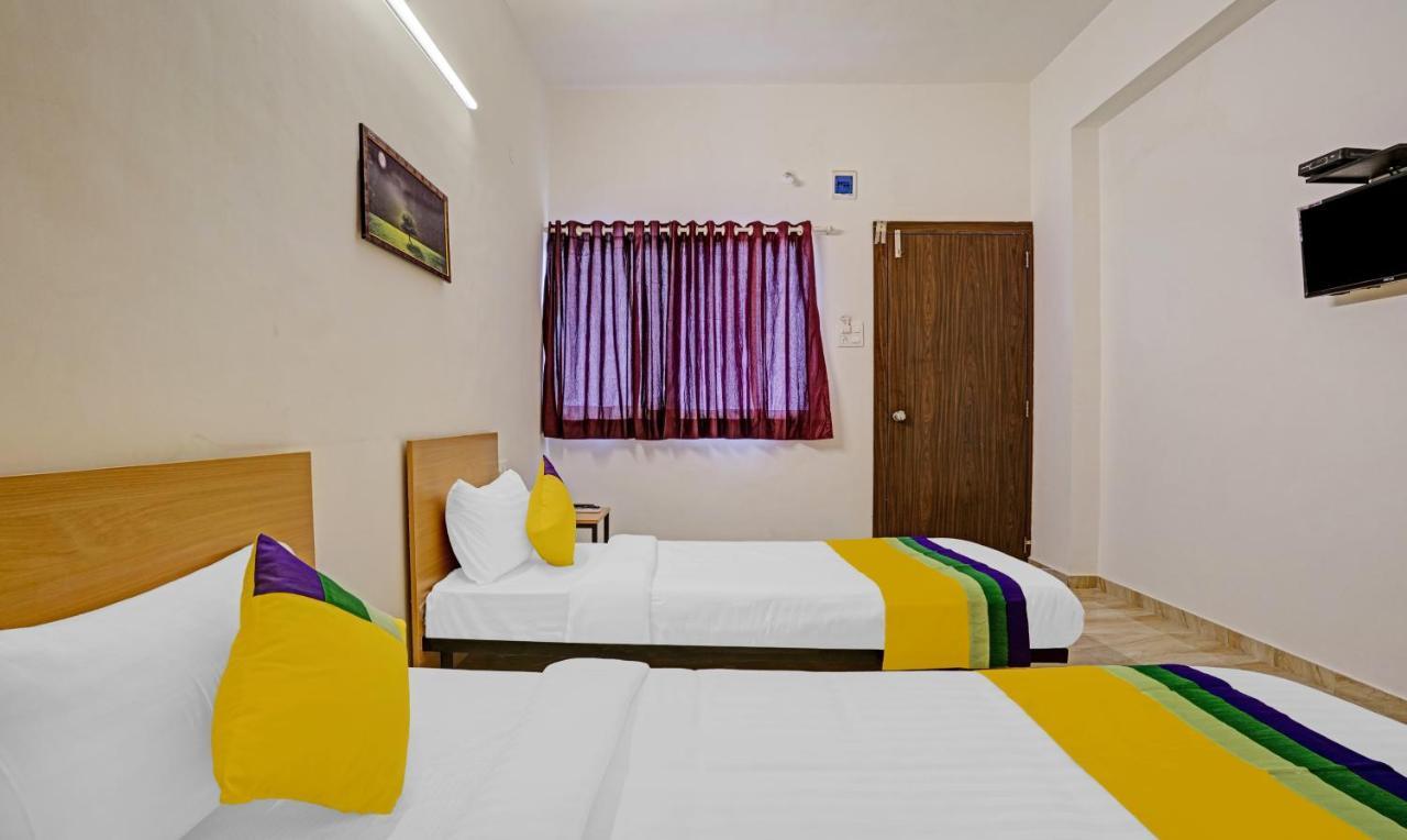 Itsy Hotels Flowers Park Nashik Eksteriør billede